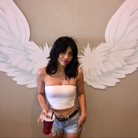 Meet your Posher, Loreal - Picture 1 of 1